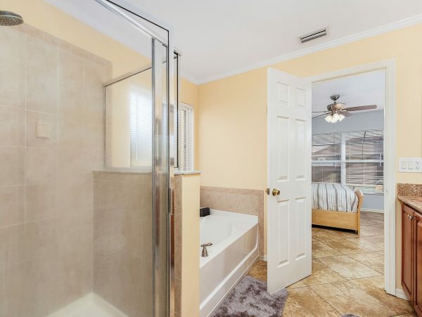 Gorgeous Five Bedroom Home with Private Pool in Cape Coral
