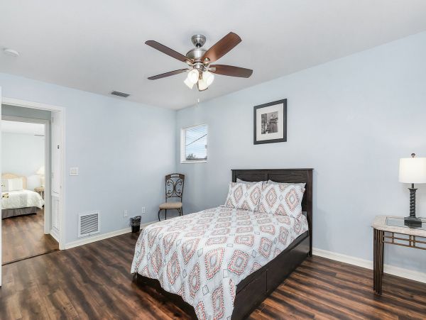 Gorgeous Five Bedroom Home with Private Pool in Cape Coral