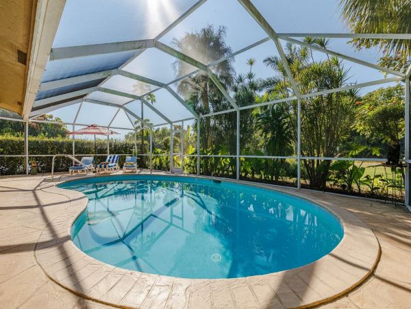 Fort Myers Home 1010940