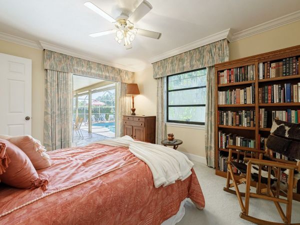 Fort Myers Home 1010940