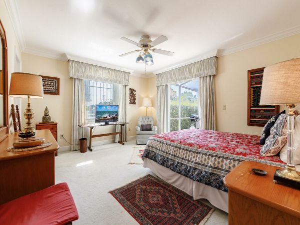 Fort Myers Home 1010940
