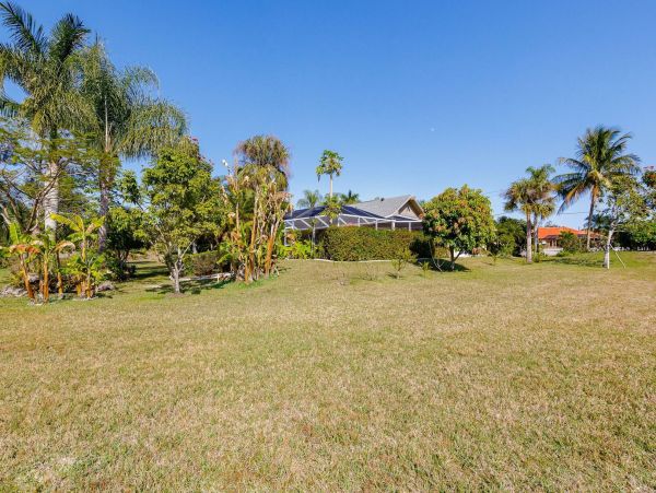 Fort Myers Home 1010940