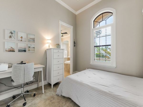 Cape Coral Home 1010941