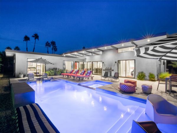 Palm Springs Home 1010946