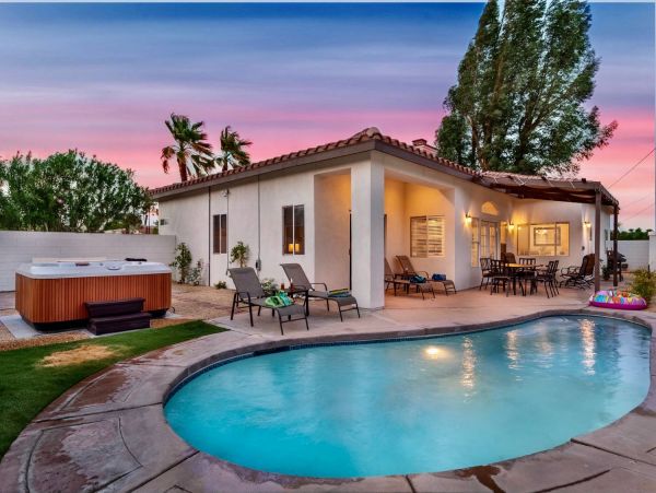 Palm Springs Home 1010948