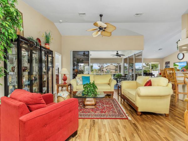 Cape Coral Home 1010949