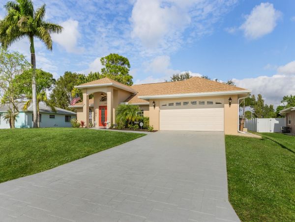 Cape Coral Home 1010949