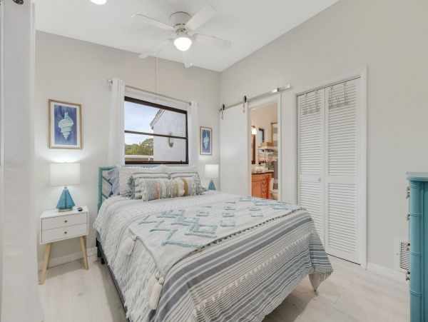 Venice Home 1010954