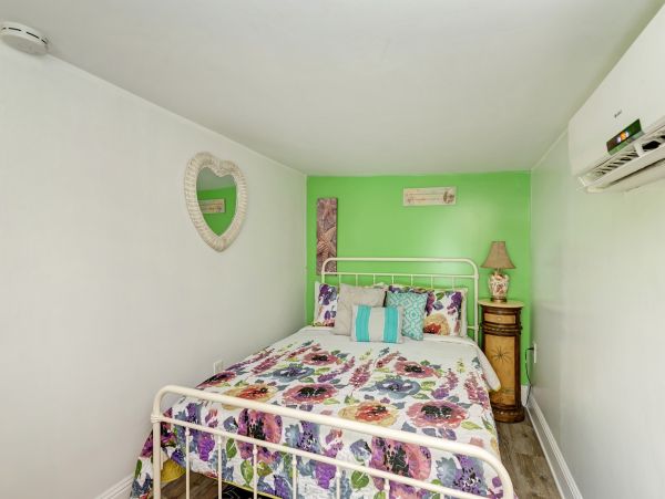 Anna Maria Island Holmes Beach Home 1010955