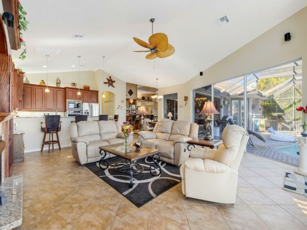 Cape Coral Home 1010956