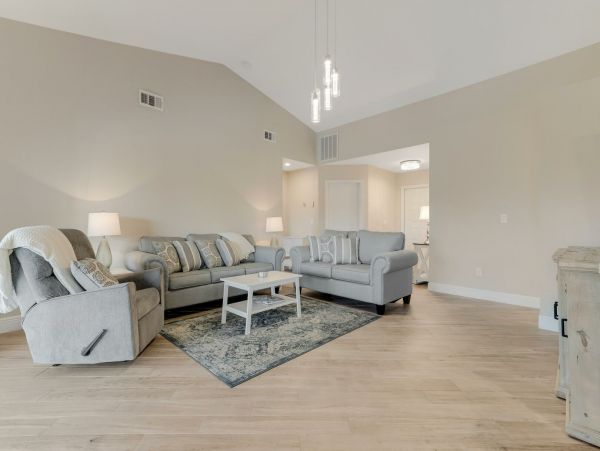 Cape Coral Home 1010958