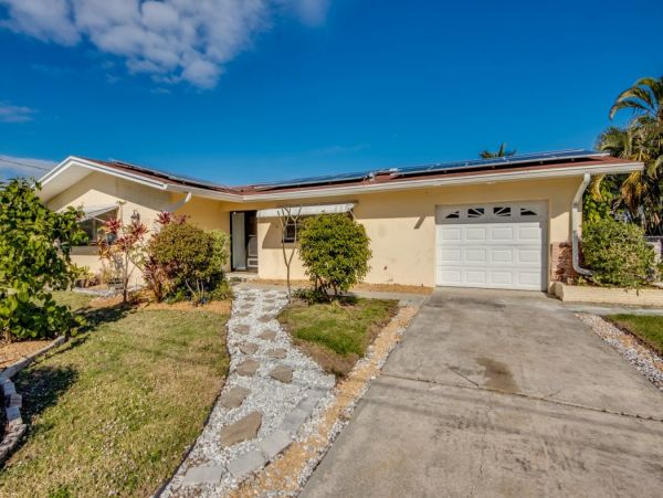 Cape Coral Home 1010961
