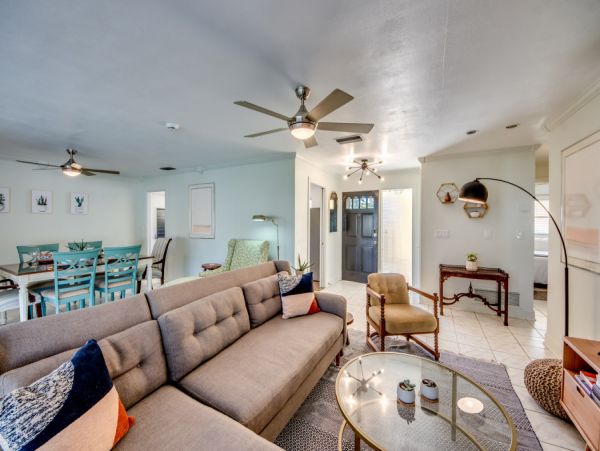 Cape Coral Home 1010961
