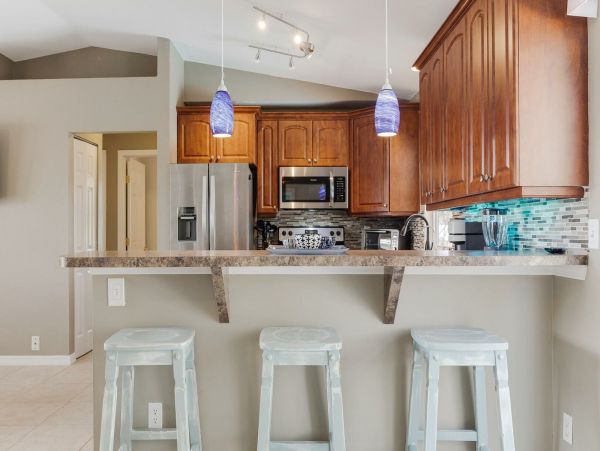Three Bedroom Rental Home with Caged Pool in Cape Coral