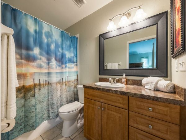Three Bedroom Rental Home with Caged Pool in Cape Coral