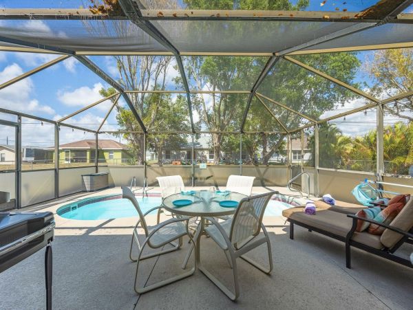 Three Bedroom Rental Home with Caged Pool in Cape Coral