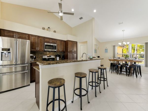 Cape Coral Home 1010963