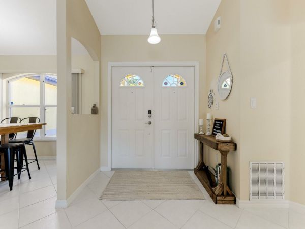 Cape Coral Home 1010963