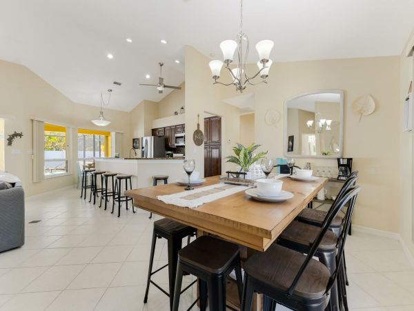 Cape Coral Home 1010963
