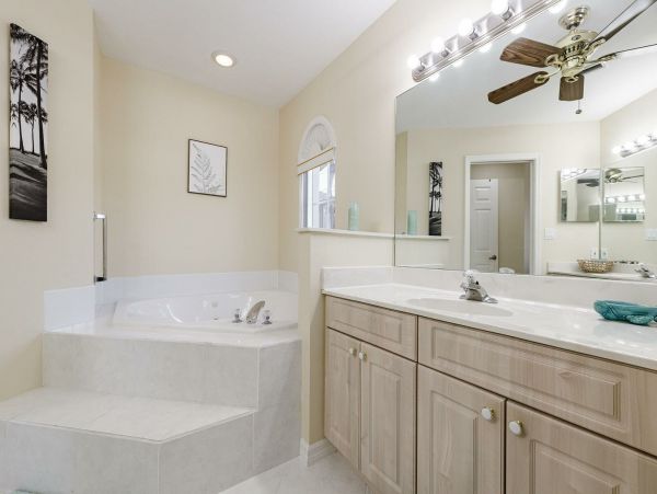 Cape Coral Home 1010963