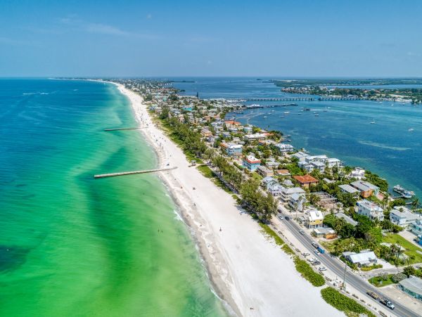 Rooftop Deck with Views of Bradenton Beach