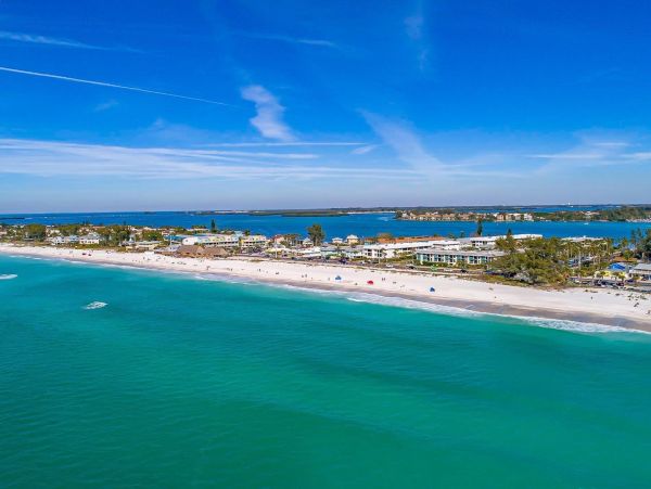 Rooftop Deck with Views of Bradenton Beach