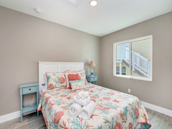 Rooftop Deck with Views of Bradenton Beach