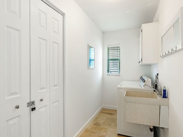 Cape Coral Home 1010965
