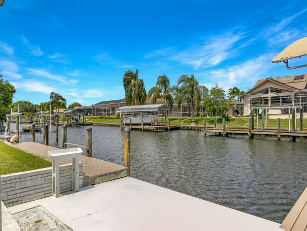 Cape Coral Home 1010965