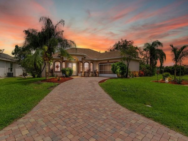 Cape Coral Home 1010968