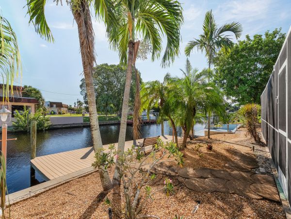 Cape Coral Home 1010972