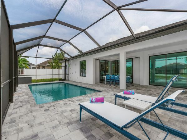 Cape Coral Home 1010973