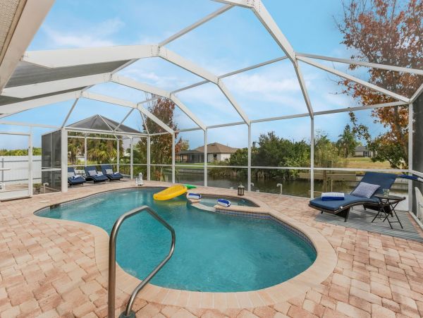 Cape Coral Home 1010975