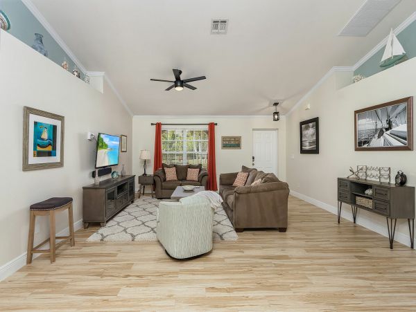 Cape Coral Home 1010975