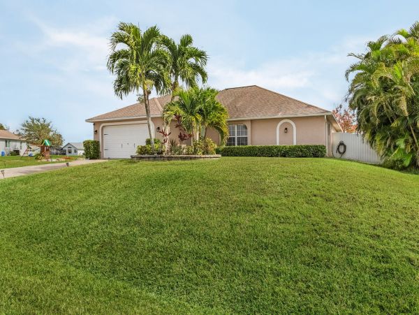Cape Coral Home 1010975