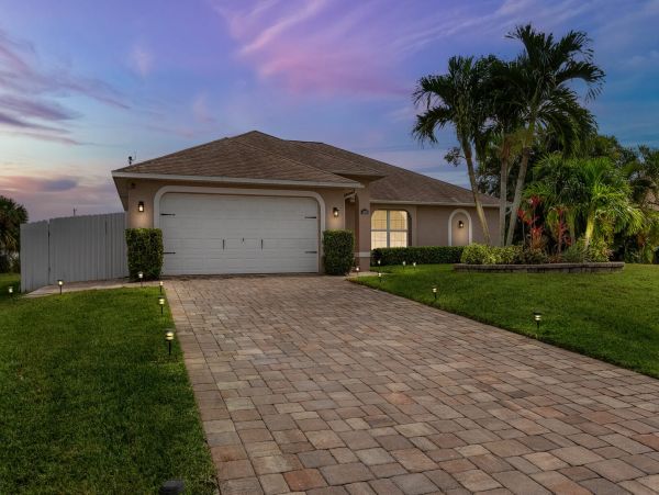 Cape Coral Home 1010975