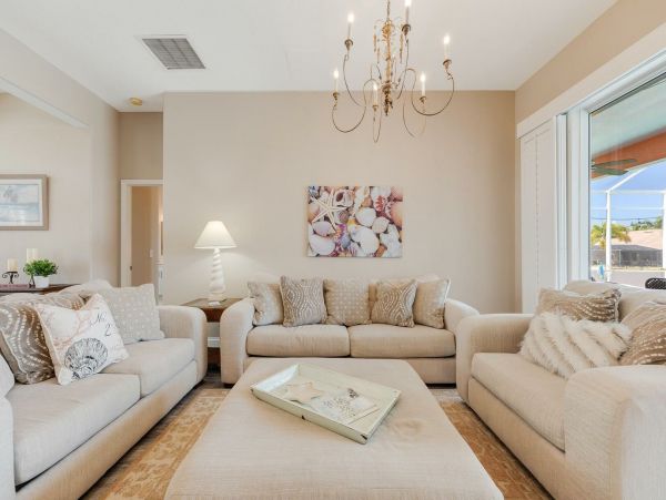 Cape Coral Home 1010978