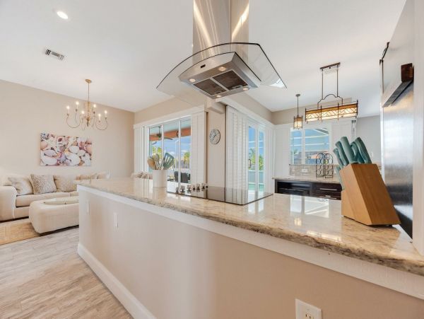 Cape Coral Home 1010978