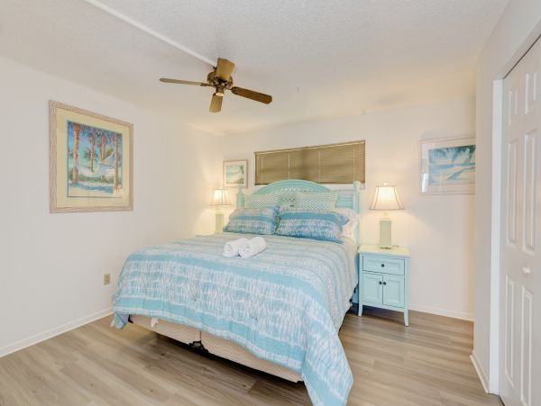 Anna Maria Island Holmes Beach Condo 1010980
