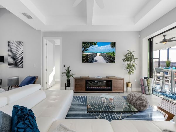 Cape Coral Home 1010984