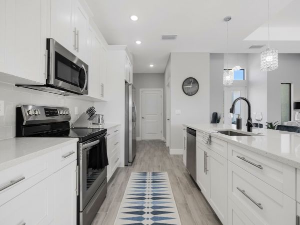 Cape Coral Home 1010984