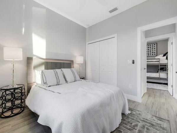 Cape Coral Home 1010984