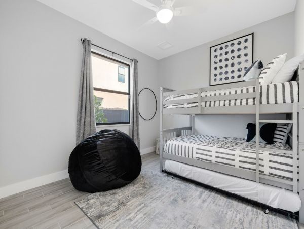 Cape Coral Home 1010984