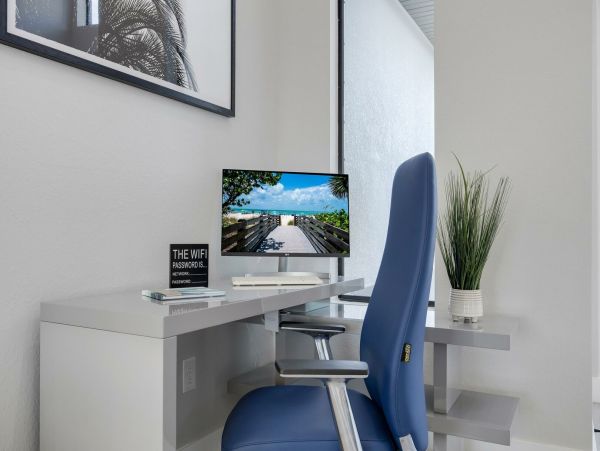 Cape Coral Home 1010984