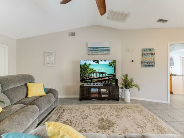 Cape Coral Home 1010986