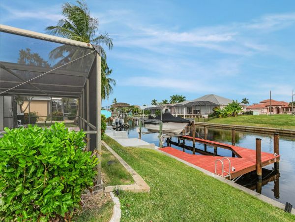 Cape Coral Home 1010990