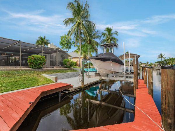Cape Coral Home 1010990