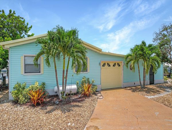 Cape Coral Home 1010991