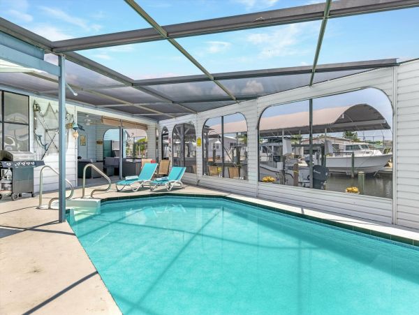 Cape Coral Home 1010991