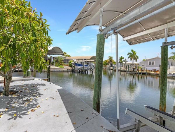 Cape Coral Home 1010991